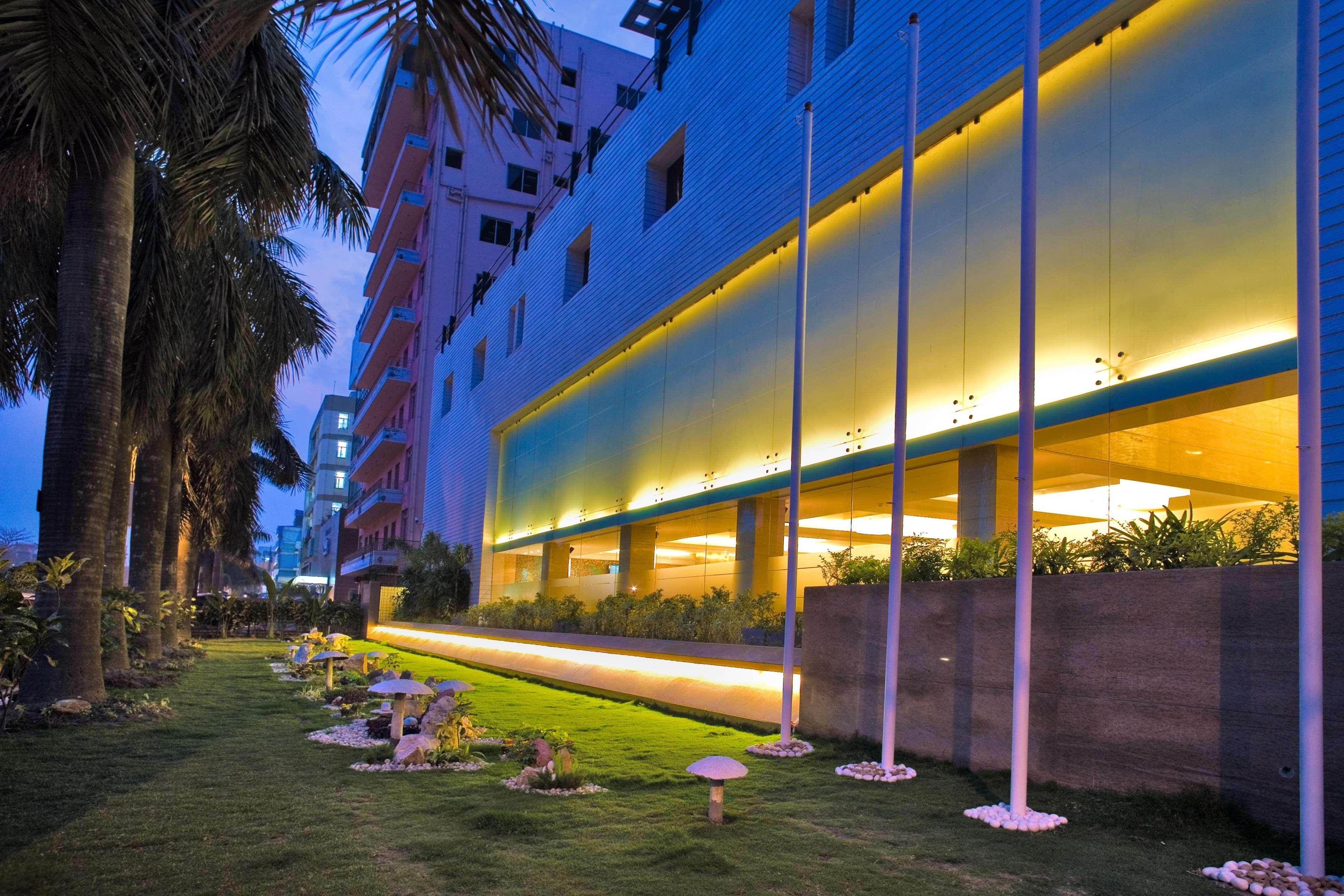 The Sonnet Kolkata Hotel Exterior photo
